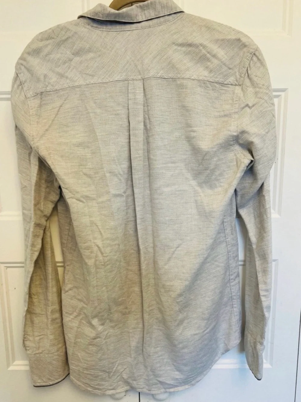 Men’s Bundle (3).Size Large- Banana Republic, Chaps, Outpost Brands -Long Skeeve